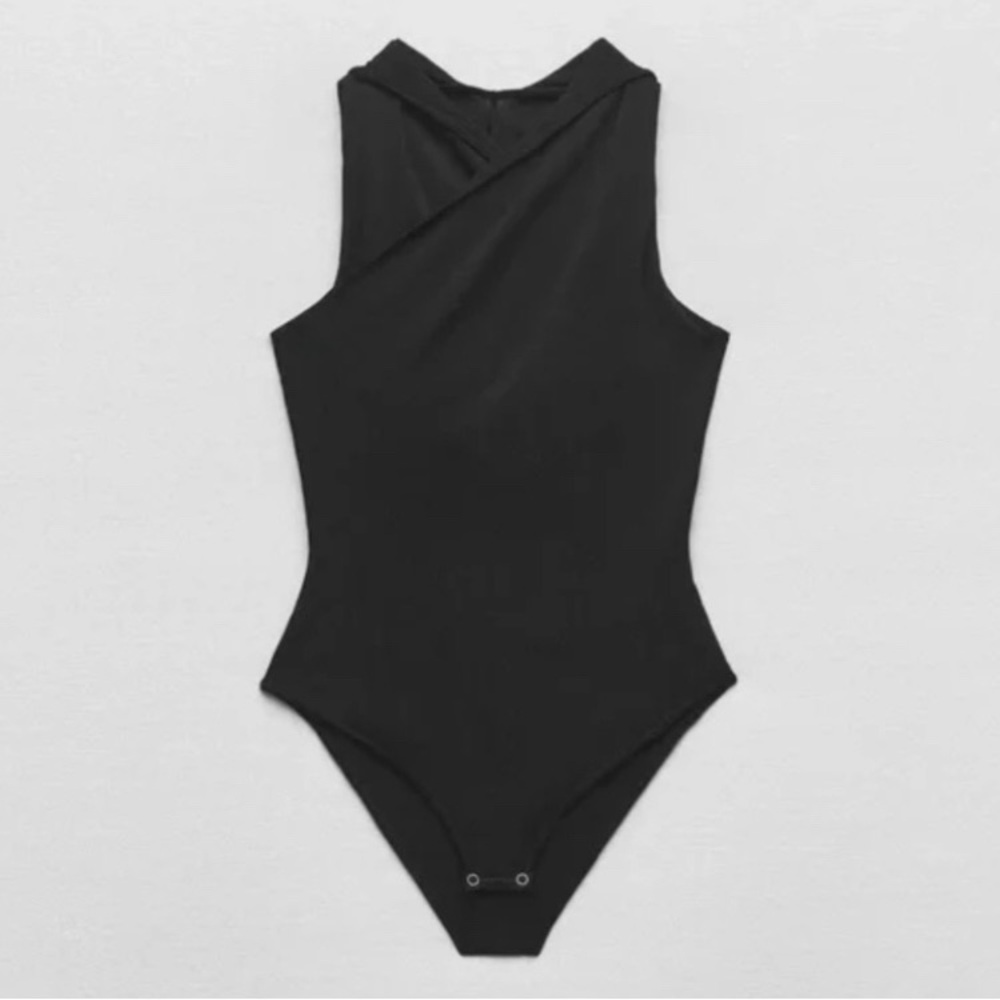 Zara Black Bodysuit - Picture 1 of 2
